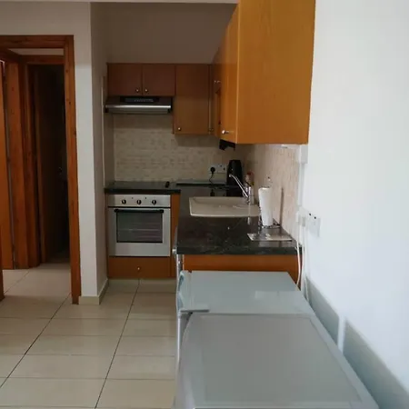 Juliana Boutique Aparments Апартаменти Ларнака