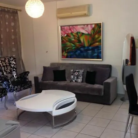 Апартаменти Juliana Boutique Aparments